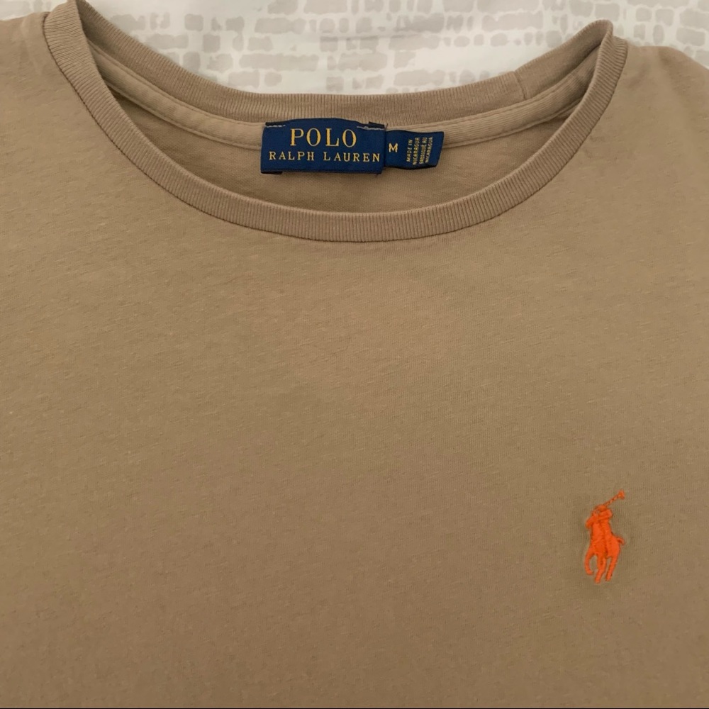 Comfortable polo tee 👕